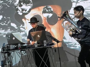 OSAMU SATO＋TOMOHIKO GONDO